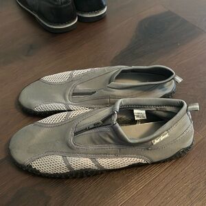 Just Speed Water Shoes Mens Size 12 Gray Front Zip Beach Wear
